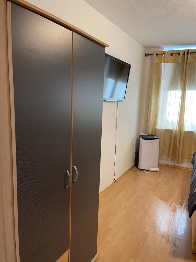 Vip Avec Parking Et Internet Appartement Trier